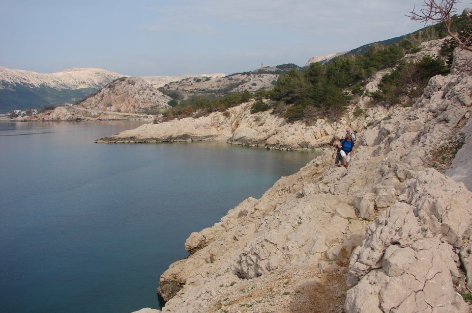 zanimiva obalna pot po in med zalivi