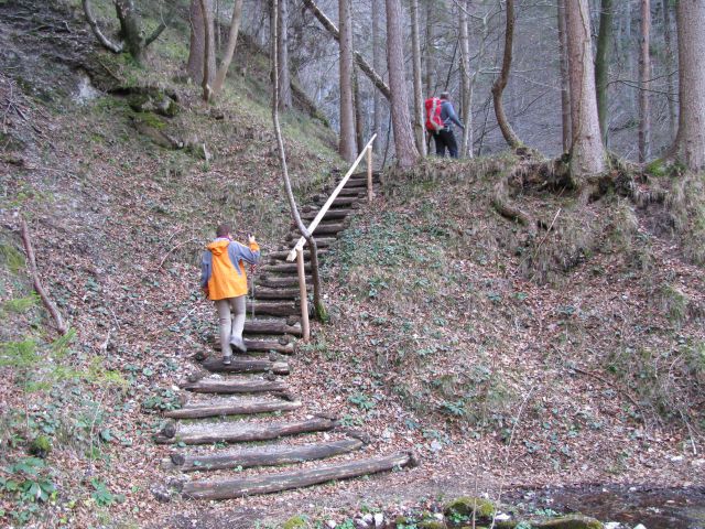 Paški Kozjak iz Dobrne 28.3.2015 - foto