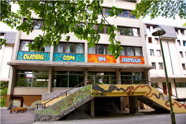 Youth hostel Proteus Postojna