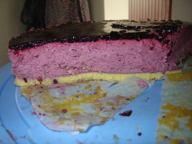 Borovničeva torta - prerez