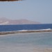 lagunce na plaži, ozadje otok Tiran