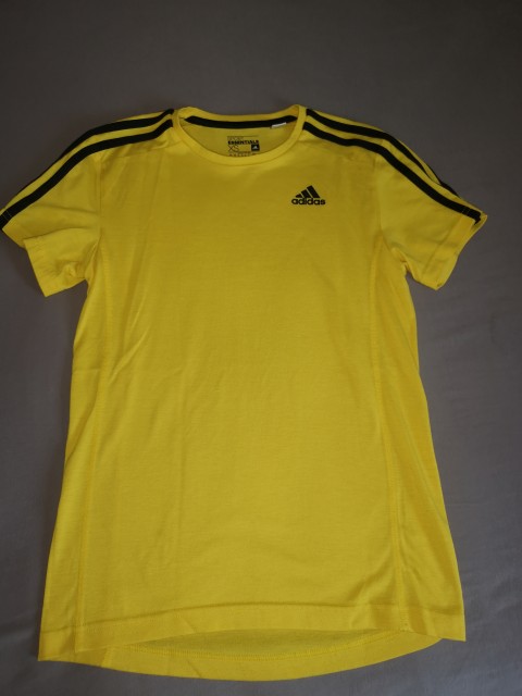 Adidas kratka majica, št. xs, 12 eur