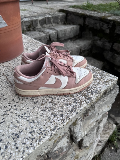 Nike dunk. št. 38, 30 eur