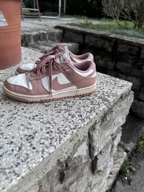 Nike dunk. št. 38, 30 eur