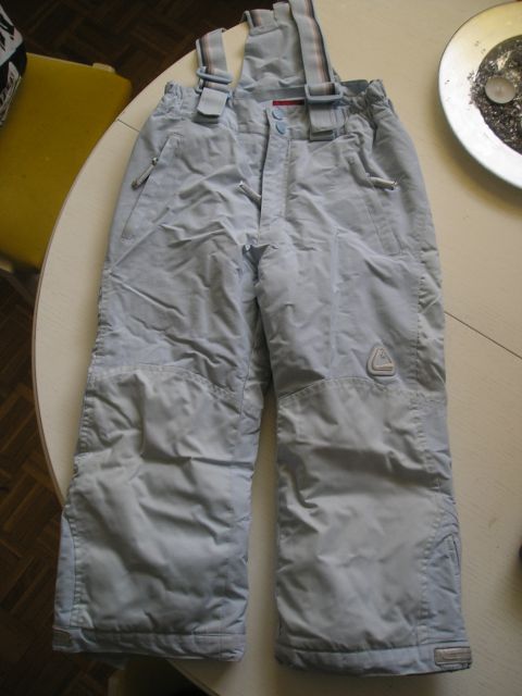 Smučarske hlače h&m, št. 116, cena 10 eurov - foto