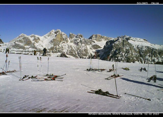 Malga Ciapela (Marmolada), jan. 2010 - foto