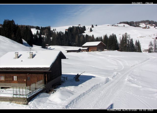 Malga Ciapela (Marmolada), jan. 2010 - foto