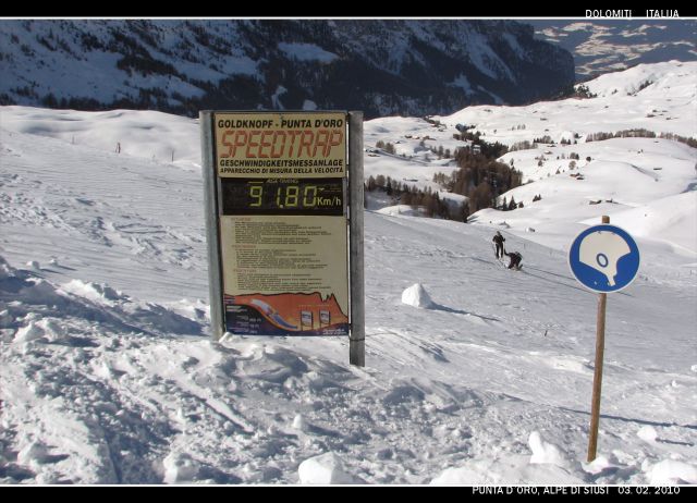 Malga Ciapela (Marmolada), jan. 2010 - foto