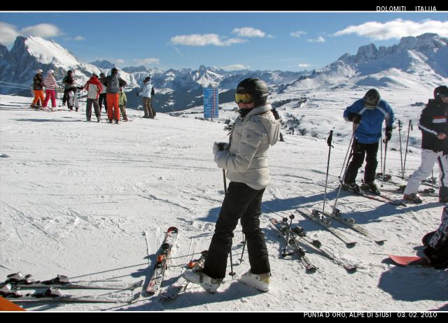 Malga Ciapela (Marmolada), jan. 2010 - foto