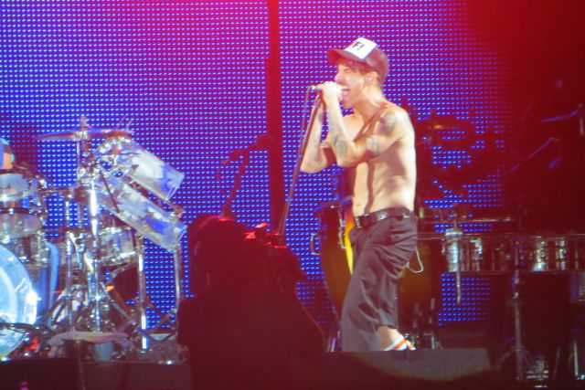Red Hot Chili Peppers, Zagreb, avg. 2012 - foto