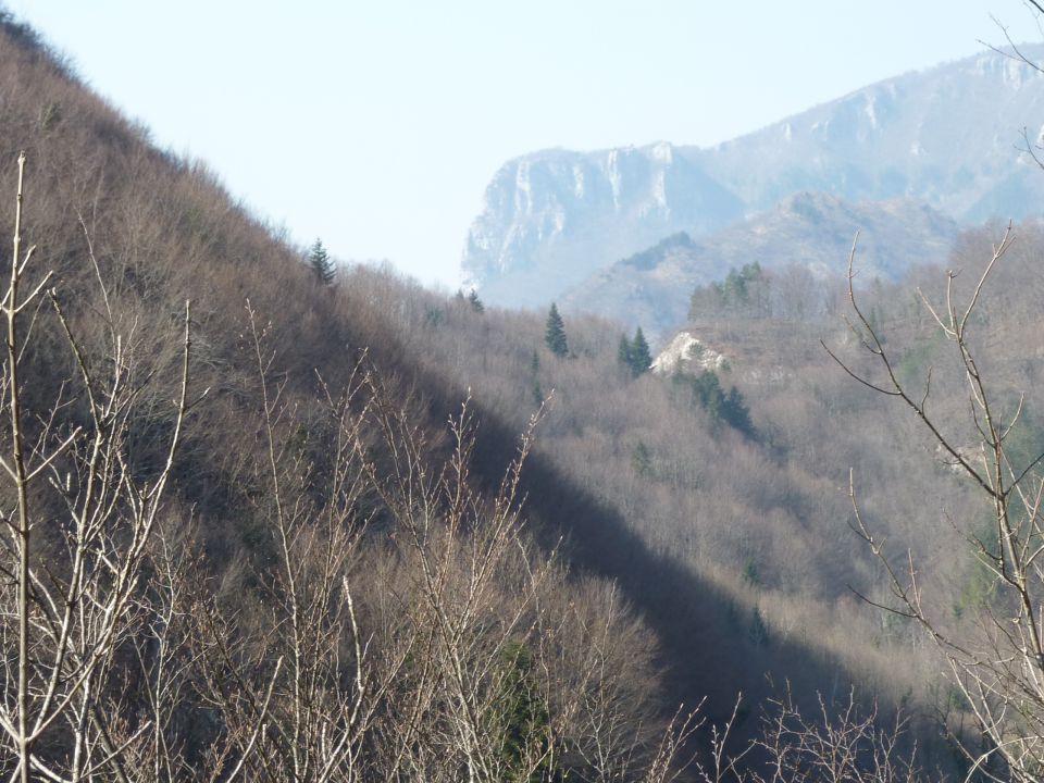 LOŠKA STENA NAD KOLPO