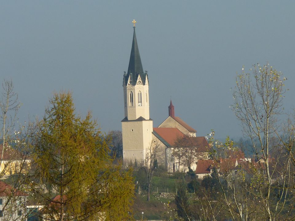 KAPITELJSKI RAZGLEDI - foto povečava