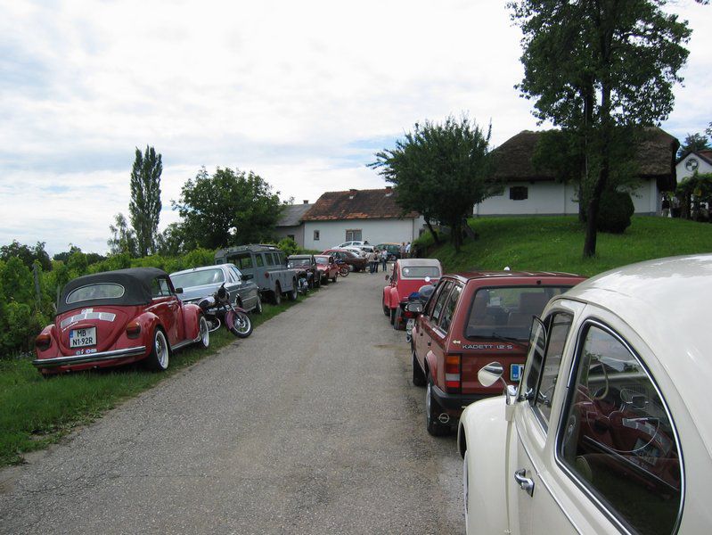 Srečanje starodobnih vozil 07.08.2010 - foto povečava