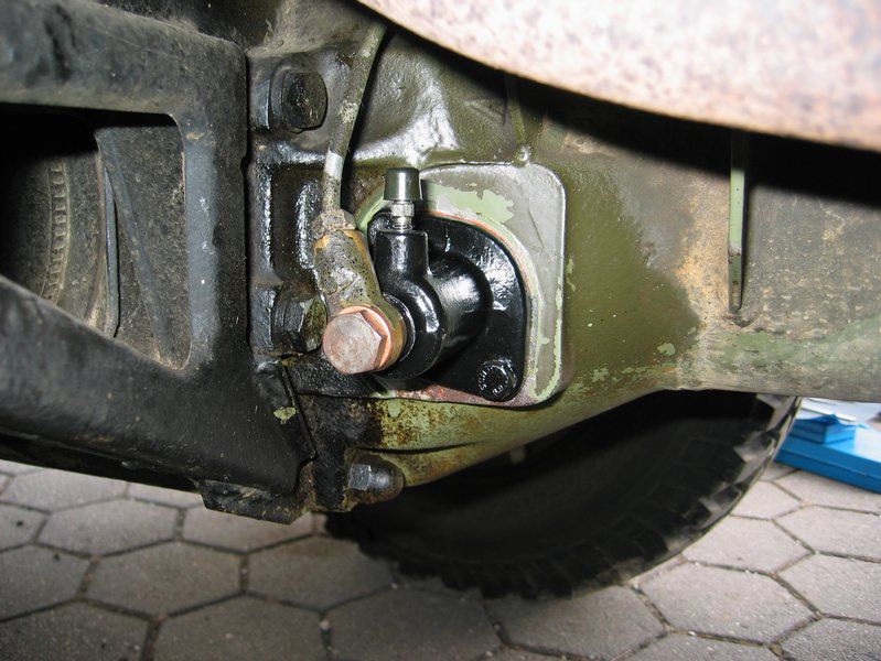 Pinzgauer - popravilo hidravlike 03.03.2012 - foto povečava