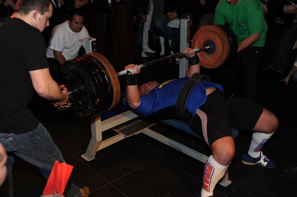 Turnir v bench pressu, Kranj 9.1.2010_3 - foto povečava