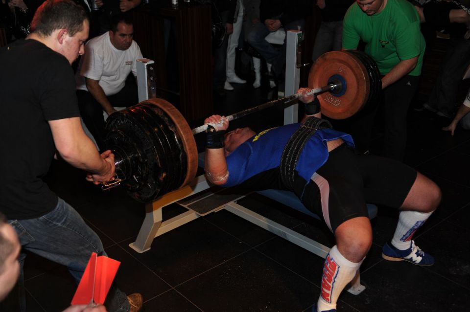 Turnir v bench pressu, Kranj 9.1.2010_3 - foto povečava