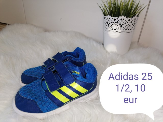 Adidas 25 1/2