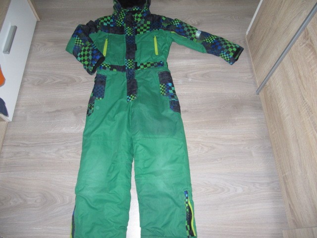 Kombinezon 122 podarim