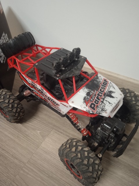 RC ROCK CLAWLER 4x4 - foto