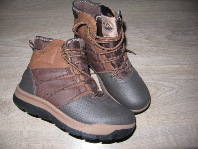 Next uk4, naša 37, novi, nenoseni. 26€