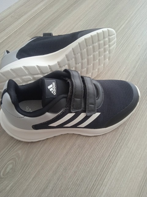 Adidas št.38 2-3 (uk 6) 26,5€