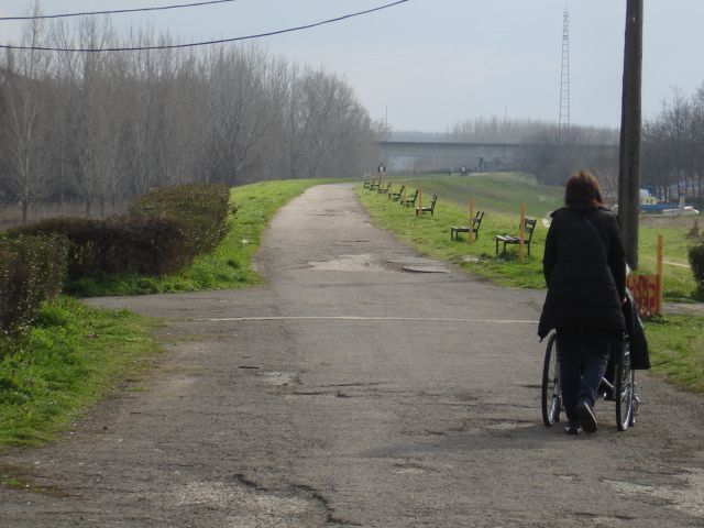 SVE NEŠTO - foto