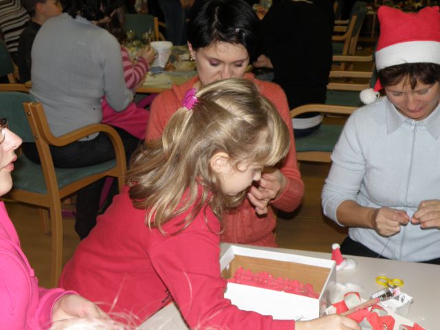 Decemberske delavnice  za otroke, 2010 - foto