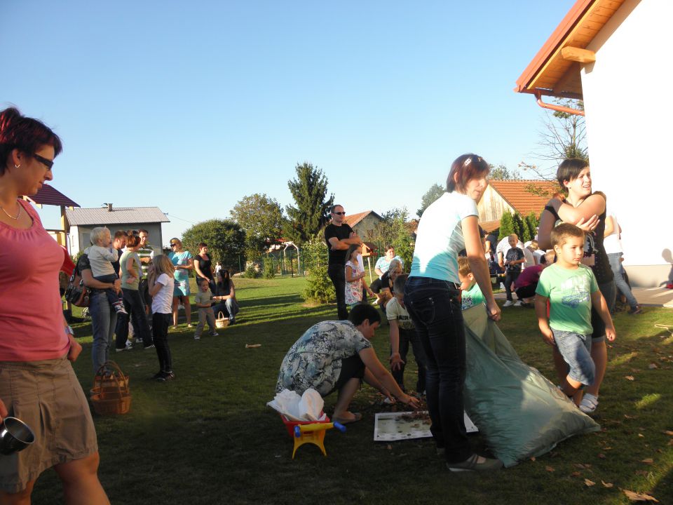 Kostanjev piknik, oktober 2011 - foto povečava