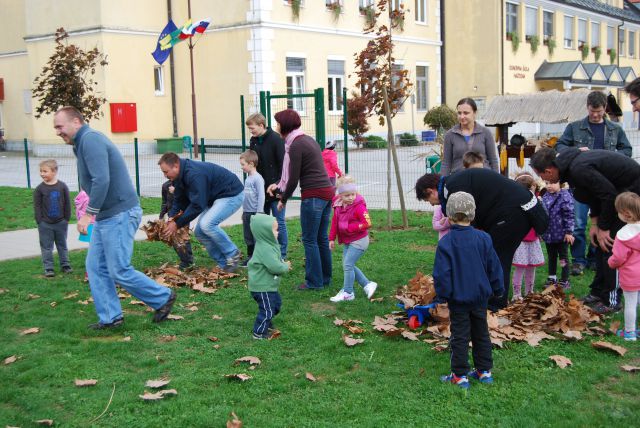 Kostanjev piknik, oktober 2013 - foto