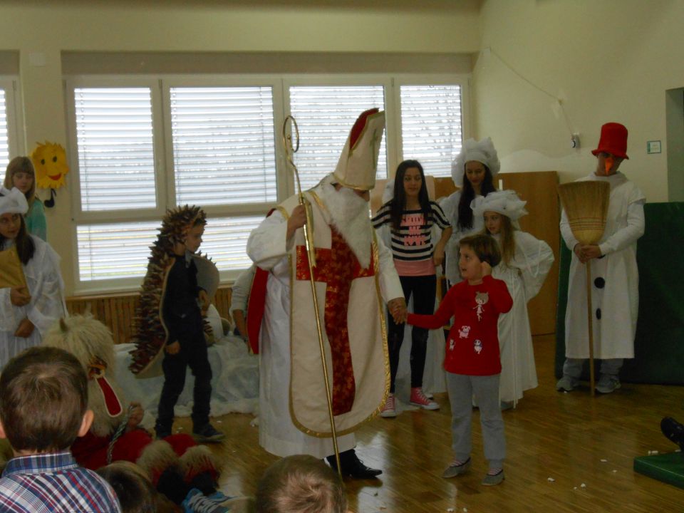 Modra igralnica, december 2013 - foto povečava