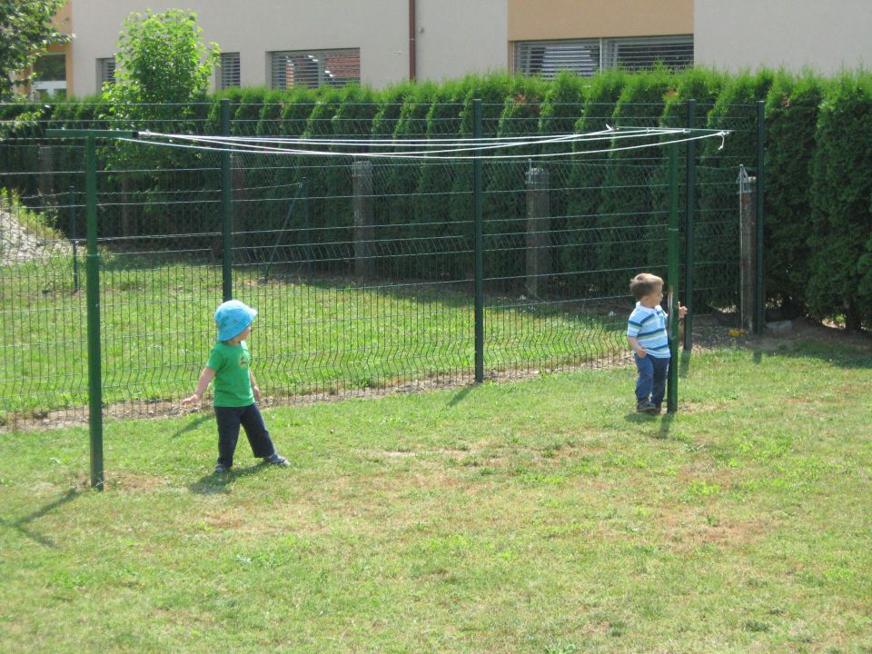 Zelena igralnica, junij 2014 - foto povečava