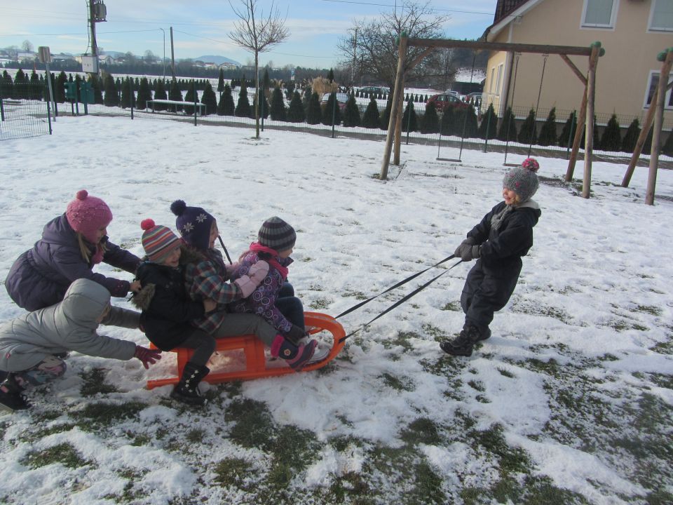 Rumena igralnica, januar 2015 - foto povečava