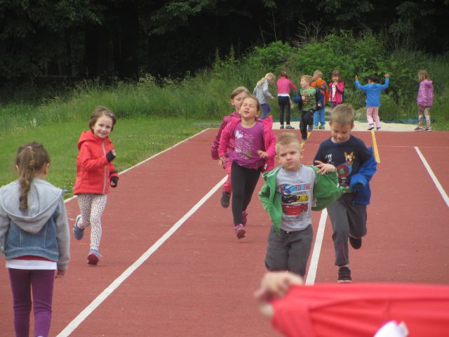 RUMENA IGRALNICA MAJ 2015 - foto