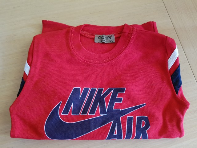 Rdeč pulover Nike, velikost 92, 12 EUR