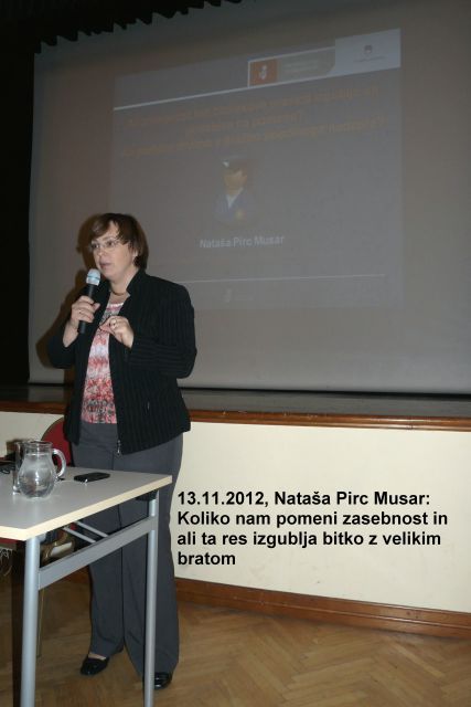 13.11.2012 Nataša Pirc Musar - foto