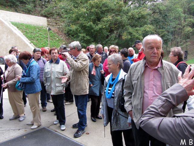 KRAPINA--čakamo na vstop v muzej