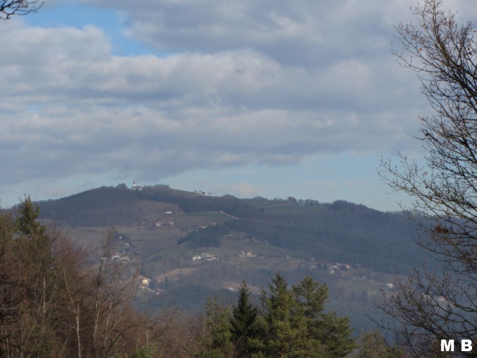 POHOD -- PIJAVICE, MALI CIRNIK, ZGORNJE MLADETIČE, PIJAVICE.