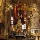 Katedrala sv. Vida - grobnica sv. Janeza Nepomuka
