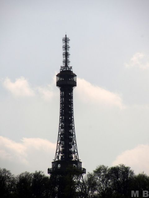Kopija eifflovega stolpa