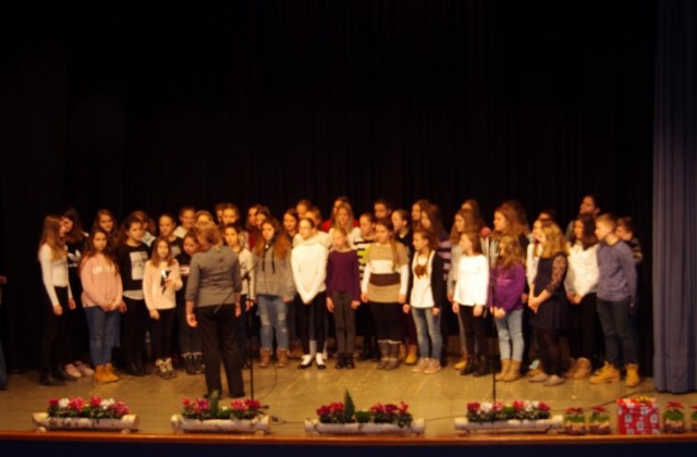 19. 12. PREDNOVOLETNO DRUŽENJE - foto