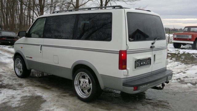 Chevrolet Astro AWD - foto