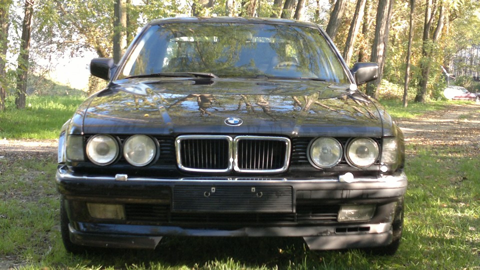 BMW E32 - foto povečava