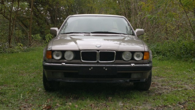 BMW E32 - foto