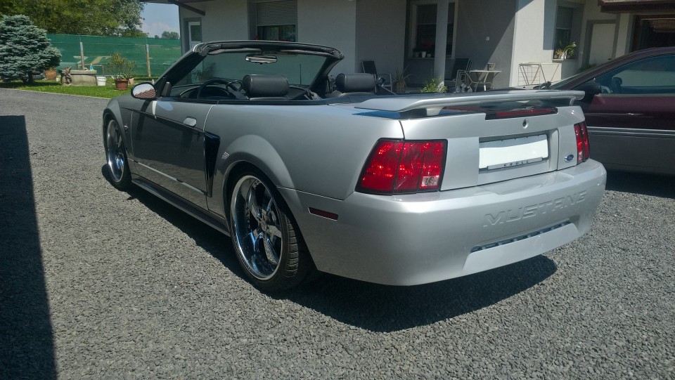 Ford Mustang Convertible V6 - foto povečava