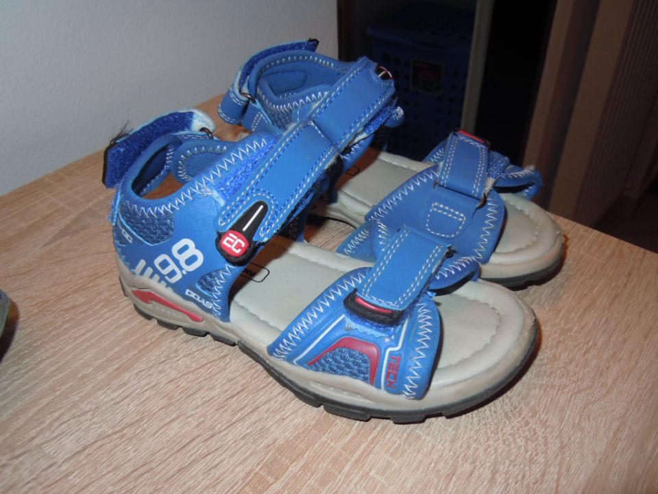 poletni sandali, kot novi št 28 5€