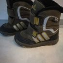 adidas topli škornji št.29