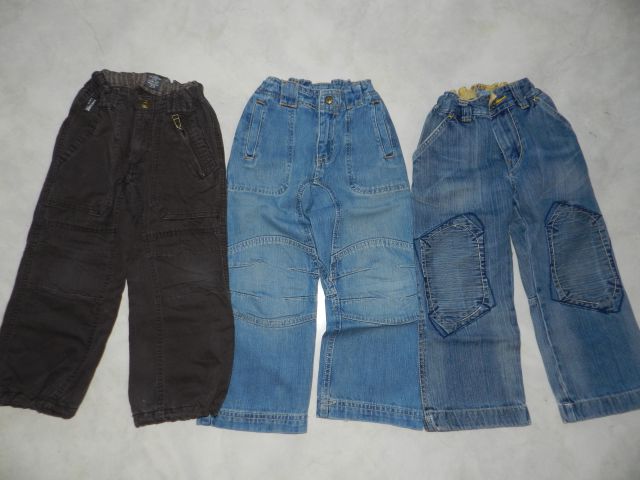 2x jeans hlače+1xtanko podložene v vel.4let