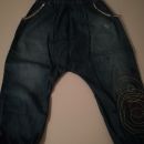 desigual,tanek jeans,harem/baggy hlače 5/6let