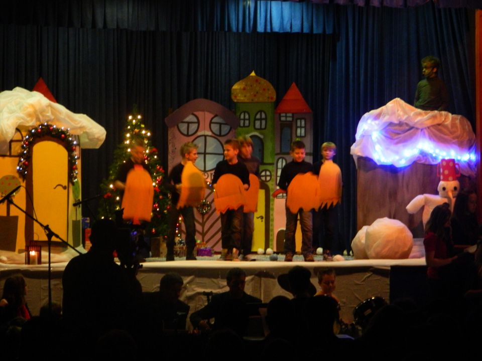 Božični koncer 20.12.2011 Cirkulane  - foto povečava