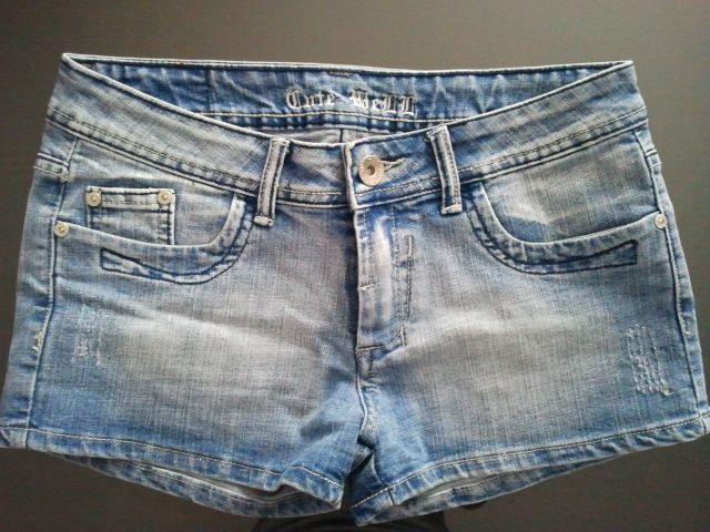Jeans kratke hlače, spran videz, 4€